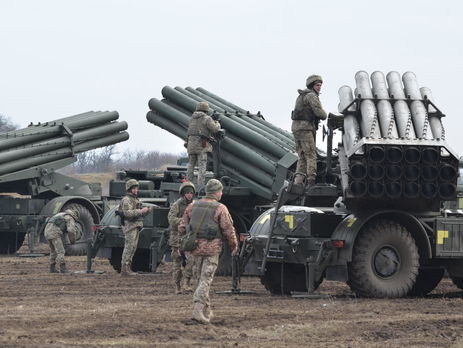 Украинские военные провели учения по развертыванию артиллерийских систем 