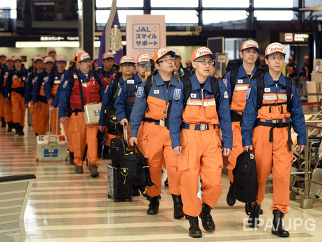 МИД Украины не может связаться с 17 украинцами в Непале