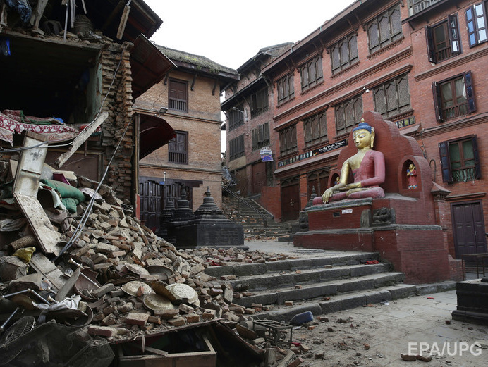 Дайджест 26 апреля: В Непале произошло второе землетрясение, в зоне АТО участились обстрелы, "Океан Ельзи" выпустил новый клип