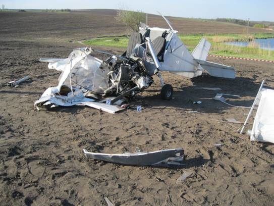 МВД: В Обухове упал легкомоторный самолет Sky Ranger, пострадали два человека