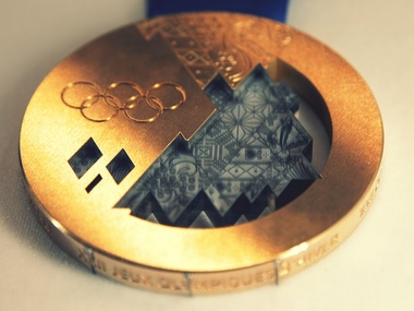 Чемпионам Сочи-2014 вручат медали с обломками метеорита