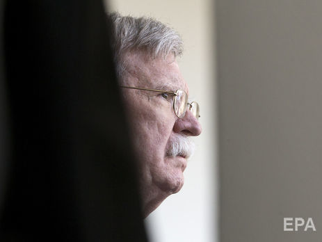 Болтон: Мадуро бреше про допомогу з Росії