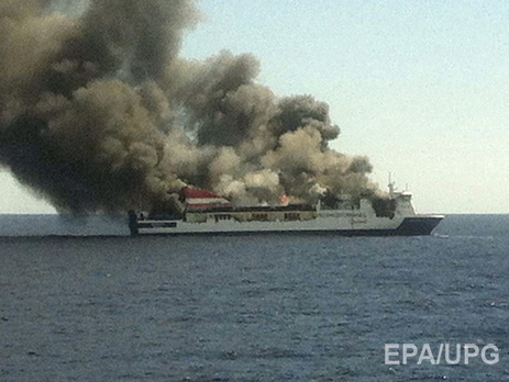 В Средиземном море загорелся паром с 170 пассажирами на борту