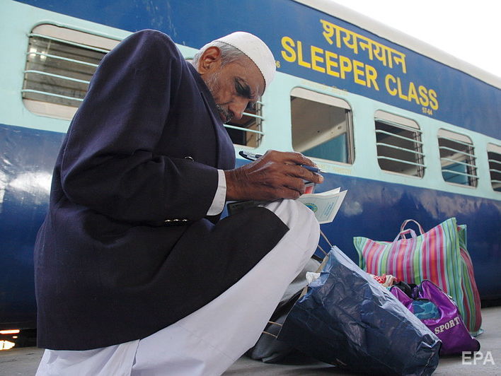 Индия и Пакистан восстановили железнодорожное сообщение, билеты на первый поезд купили 12 пассажиров