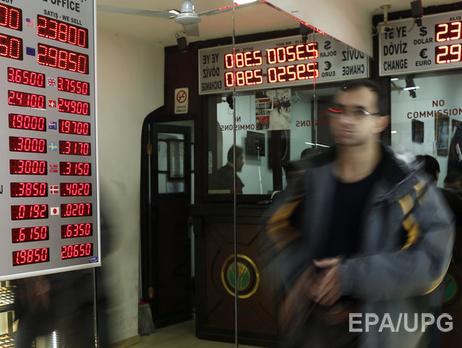 Курс гривны на межбанке укрепился до 20,9 грн/$