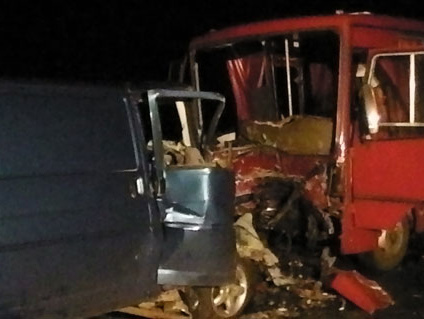 МВД: В Полтавской области произошло ДТП с участием военных, два человека погибли