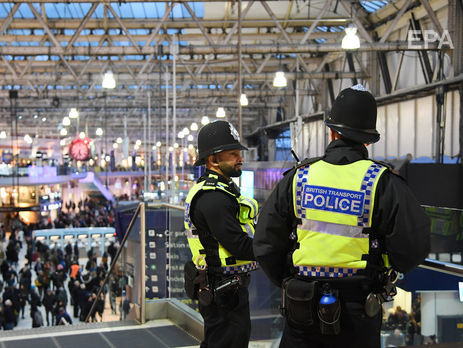 Вибухові пристрої виявлено біля двох аеропортів Лондона і на вокзалі Ватерлоо
