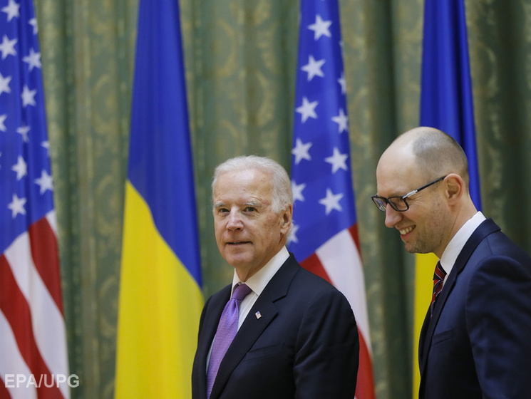 Байден и Яценюк обсудили реформы в Украине