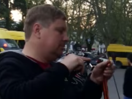 В Тбилиси активисты заставили 