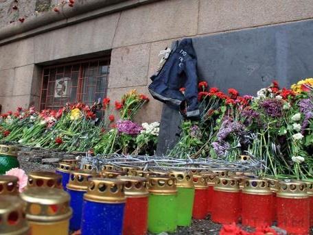 СМИ: На митинге в Одессе произошла потасовка из-за георгиевской ленты