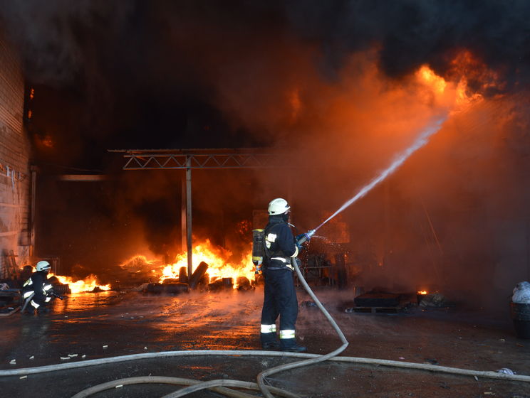 Пожар на заводе в Днепропетровской области удалось локализовать – Госслужба по ЧС