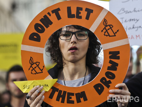 Спасатели подобрали в Средиземном море более 1400 мигрантов