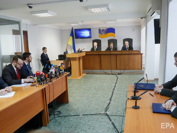 Оболонский райсуд рассмотрит заявления об исправлении описок и разъяснении приговора Януковичу