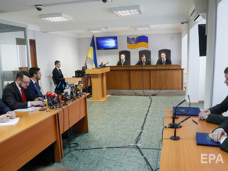 Оболонський райсуд розгляне заяви про виправлення описок та роз'яснення вироку Януковичу