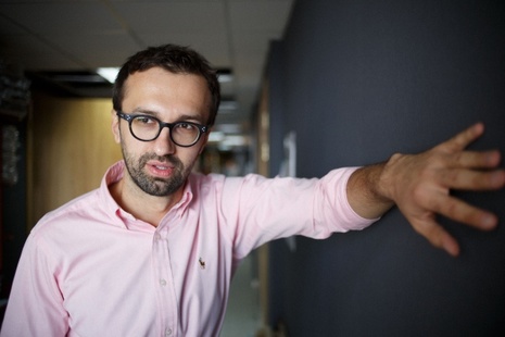 Лещенко: Скупая химзаводы в Украине, Фирташ работал агентом Путина