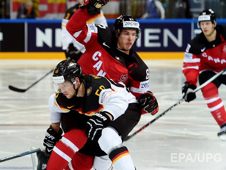 Канада разгромила Германию на ЧМ по хоккею со счетом 10:0. Фоторепортаж