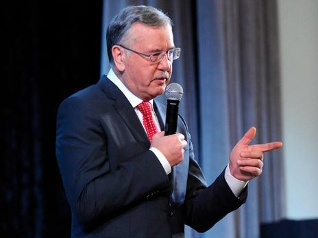 Гриценко подал в суд три иска против Порошенко с требованием признать его рабочие поездки предвыборной агитацией