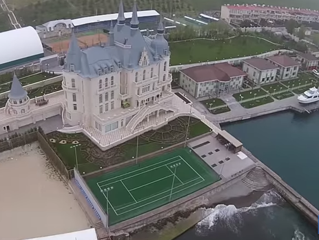 Активисты сняли с беспилотника дом Кивалова в Одессе. Видео