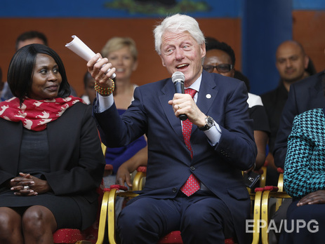 Билл Клинтон не жалеет об иностранных пожертвованиях его фонду, которые негативно повлияли на предвыборную кампанию его жены