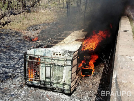 В Индии 50 человек погибли в результате аварии и последующего взрыва автобуса