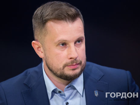 Окружение Порошенко для оправдания Свинарчуков утверждает, что контрабандные запчасти из России – крайняя необходимость. Но это откровенная ложь