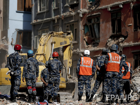 Reuters: В Непале после землетрясения пропали без вести около 60 граждан ЕС
