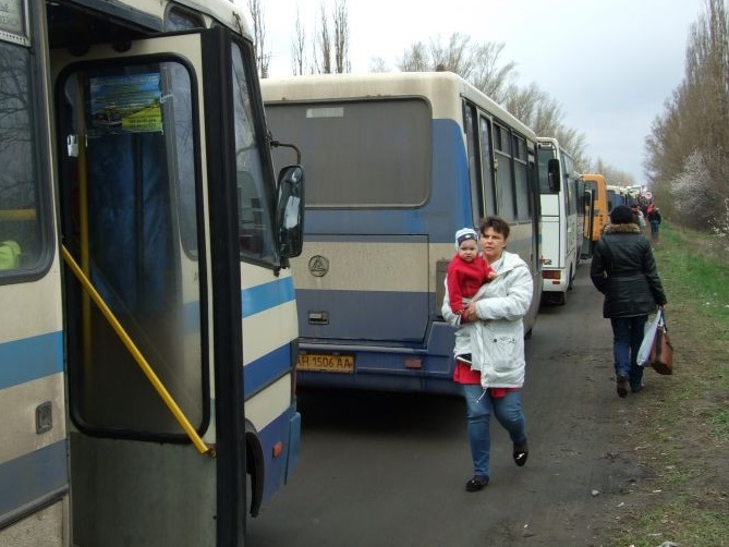 Минсоцполитики: В Украине зарегистрировано 1,26 млн переселенцев