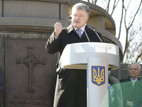 Порошенко: Шевченко – наше украинское духовное оружие, так же необходимое, как танки и пушки