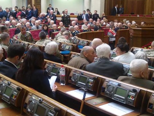 Семенченко: На торжественном заседании Рады места депутатов заняли ветераны УПА