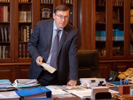 Луценко об оборонной сфере: Дело о коррупции открыто в НАБУ с 2016 года, но о следственной работе не слышали