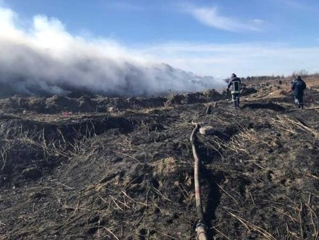 Во Львовской области с утра горит свалка мусора, ближайший источник воды находится на расстоянии километра – ГСЧС