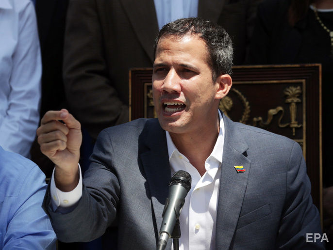 Гуайдо призвал парламент Венесуэлы объявить в стране чрезвычайное положение