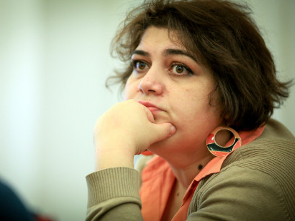 Заключенная журналистка азербайджанской службы "Радио Свобода" Исмайлова получила премию за свободу слова