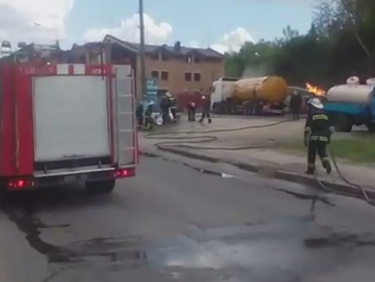 СМИ: В центре Винницы взорвалась автозаправочная станция