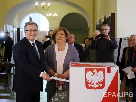 Выборы президента Польши: Разрыв между Дудой и Коморовским сократился до 2%