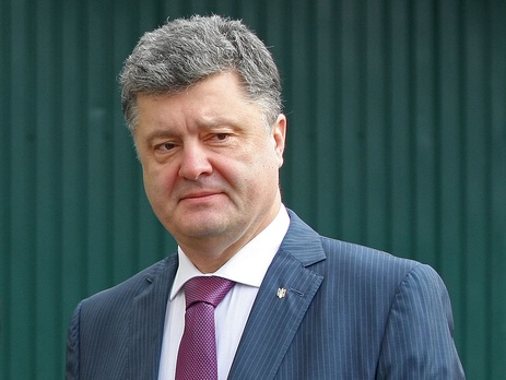Порошенко объявил выговор донецкому и закарпатскому губернаторам из-за строительства фортификаций