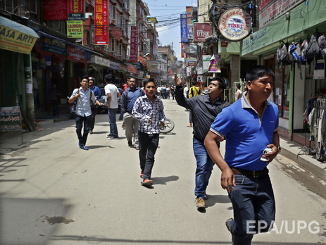 МИД: Дипломаты не смогли связаться с 12 украинцами в Непале