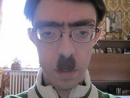 Схемы будут работать при любом президенте. Потому что нет системы противовесов и прозрачности. Есть только чучундры, человечки на банкоматах и фраерки