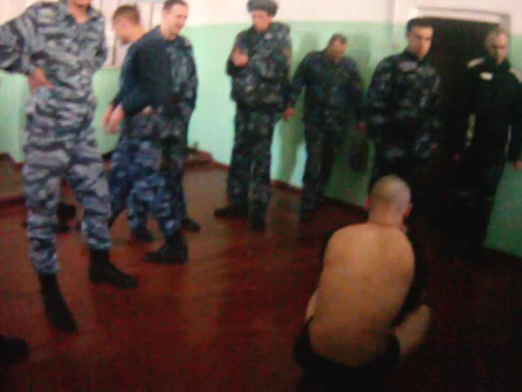 "Новая газета" опублікувала нове відео принижень ув'язнених у Ярославлі