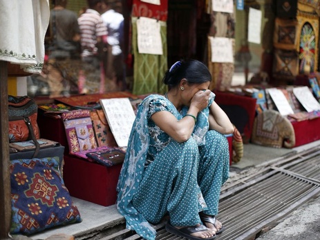 Количество жертв нового землетрясения в Непале выросло до 42 человек