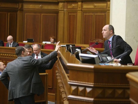 Рада сократила объем телерекламы до 9 минут в час