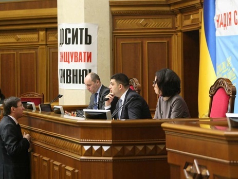 Народные депутаты предложили индексировать сумму алиментов