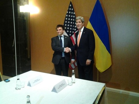 В Анталье Климкин провел встречу с Керри 