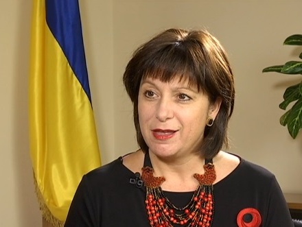 Яресько: Противостояние на Донбассе обходится Украине в $5–7 млн ежедневно