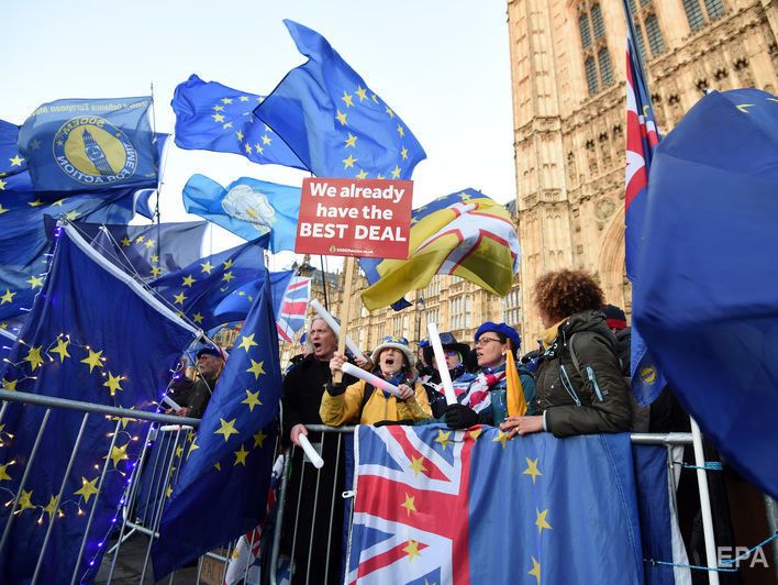 Парламент Великобританії проголосував проти виходу з ЄС без угоди