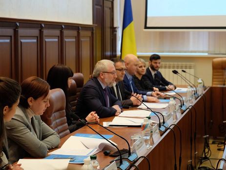 НАПК нашло нарушения в финансовых отчетах семи политических партий