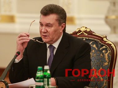 Янукович вышел с больничного и осудил экстремизм в Украине