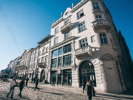 Количество отравившихся во львовском ресторане возросло до 55 человек