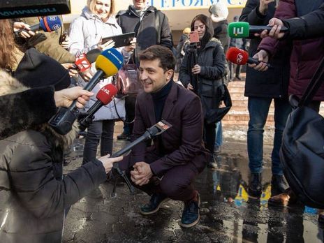 Команда Зеленського помилилася на $23,8 млрд, пообіцявши вчителям зарплату $4 тис. – радник міністра освіти