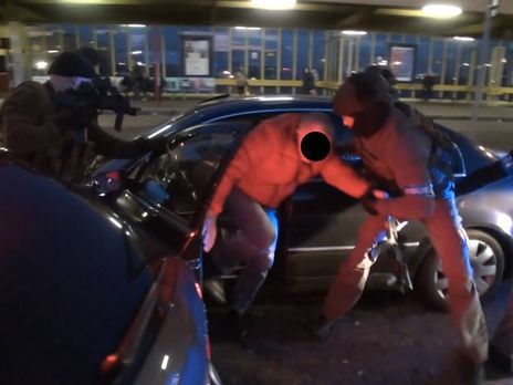 Правоохранители Украины, Чехии, Словакии и Польши разоблачили международную группировку по переправке нелегалов